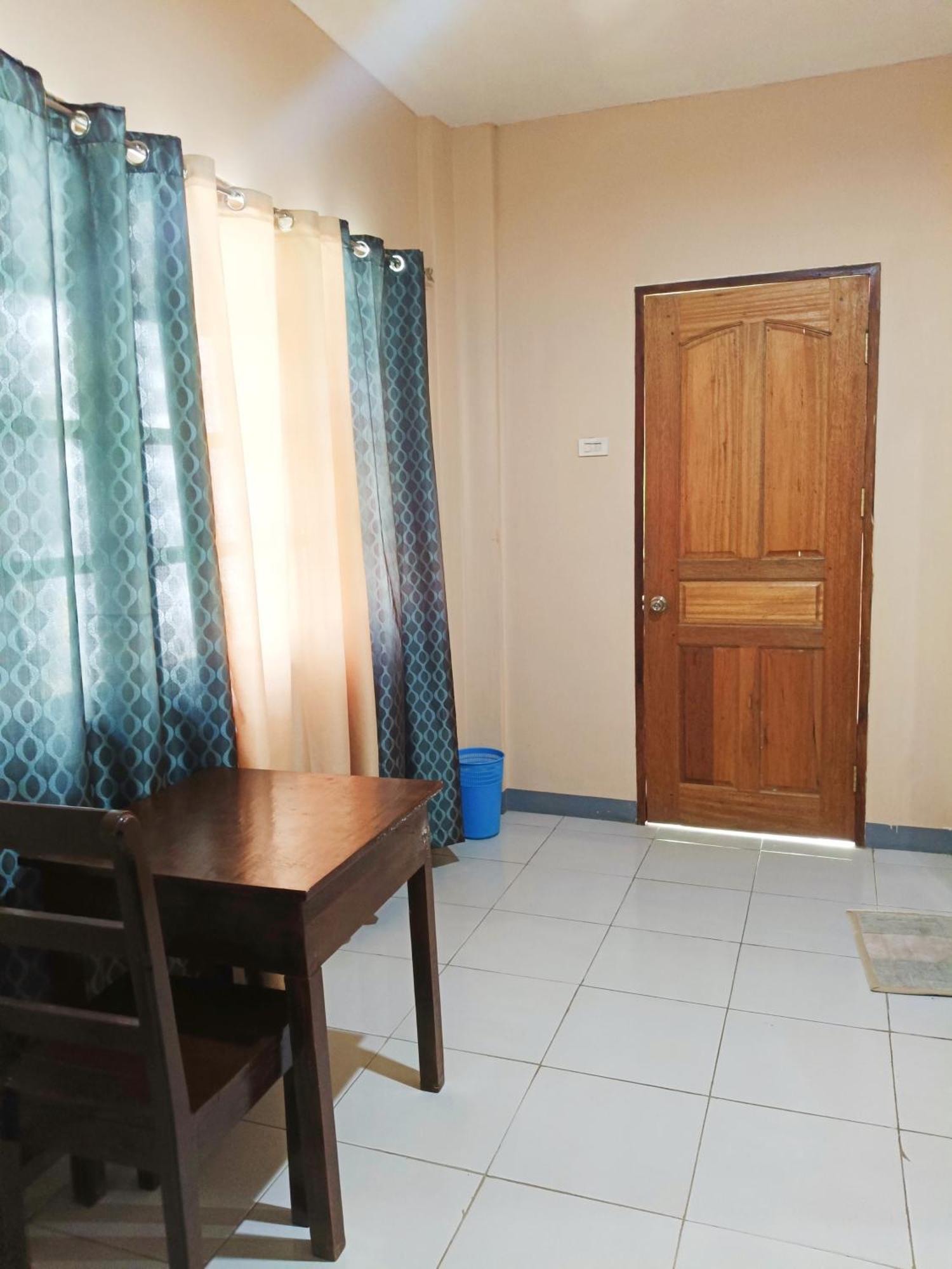 James Homestay Сикихор Номер фото